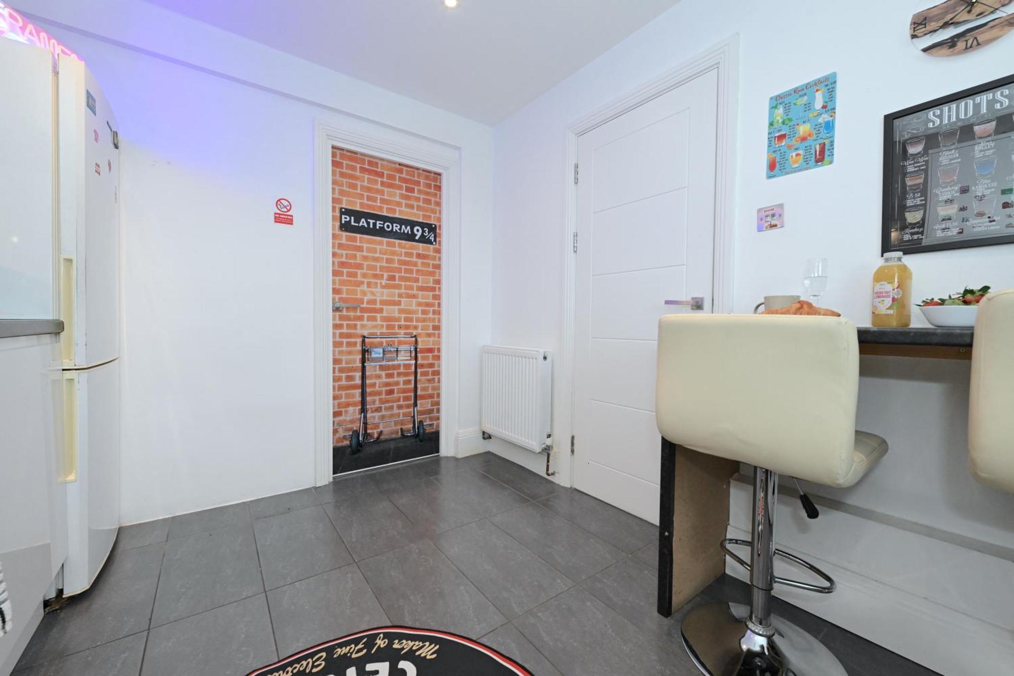 Superb 4 Bedroom Flat In The Heart Of Camden Town London Luaran gambar