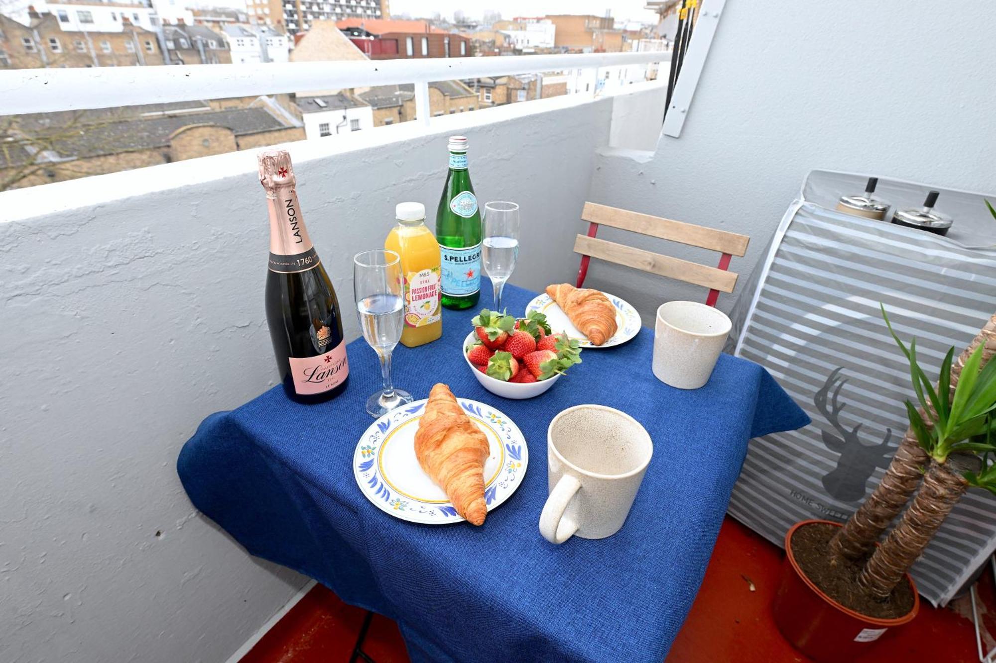 Superb 4 Bedroom Flat In The Heart Of Camden Town London Luaran gambar
